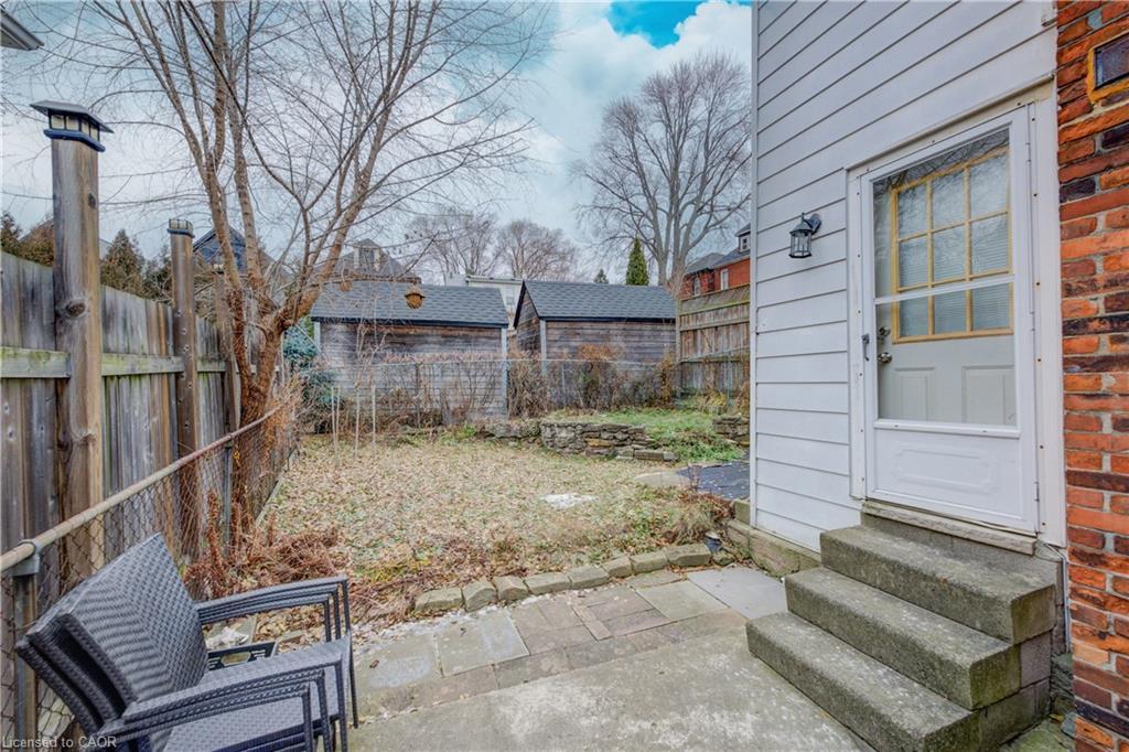 12 Baker Street, Hamilton, ON - Outdoor
