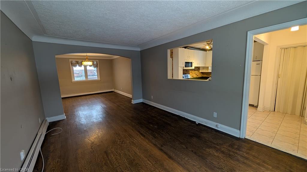 125 Auburn Avenue, Hamilton, ON - Indoor Photo Showing Other Room