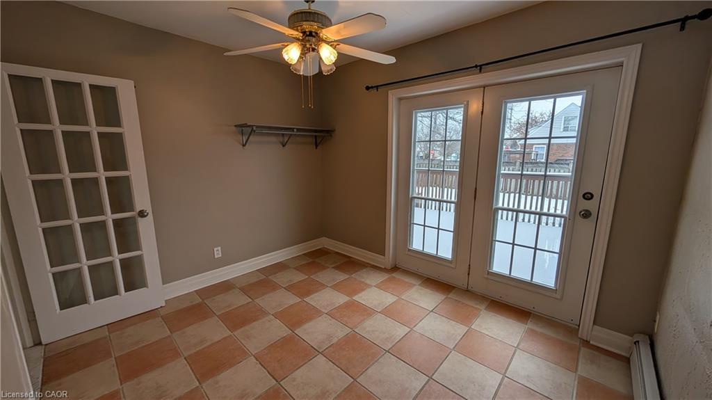 125 Auburn Avenue, Hamilton, ON - Indoor Photo Showing Other Room