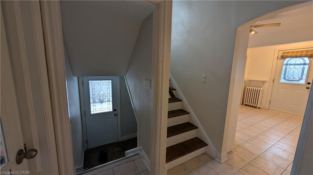 125 Auburn Avenue, Hamilton, ON - Indoor Photo Showing Other Room