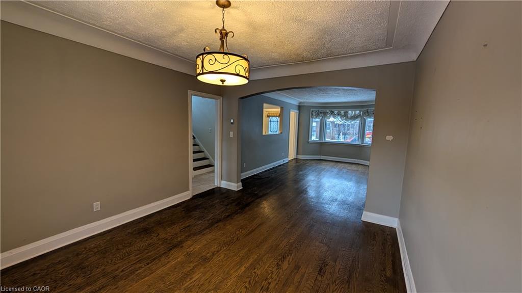 125 Auburn Avenue, Hamilton, ON - Indoor Photo Showing Other Room
