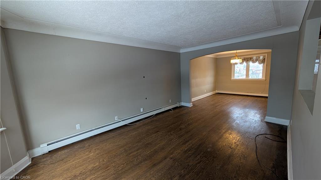 125 Auburn Avenue, Hamilton, ON - Indoor Photo Showing Other Room