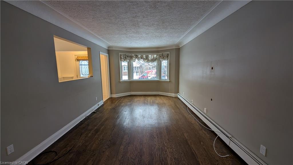 125 Auburn Avenue, Hamilton, ON - Indoor Photo Showing Other Room