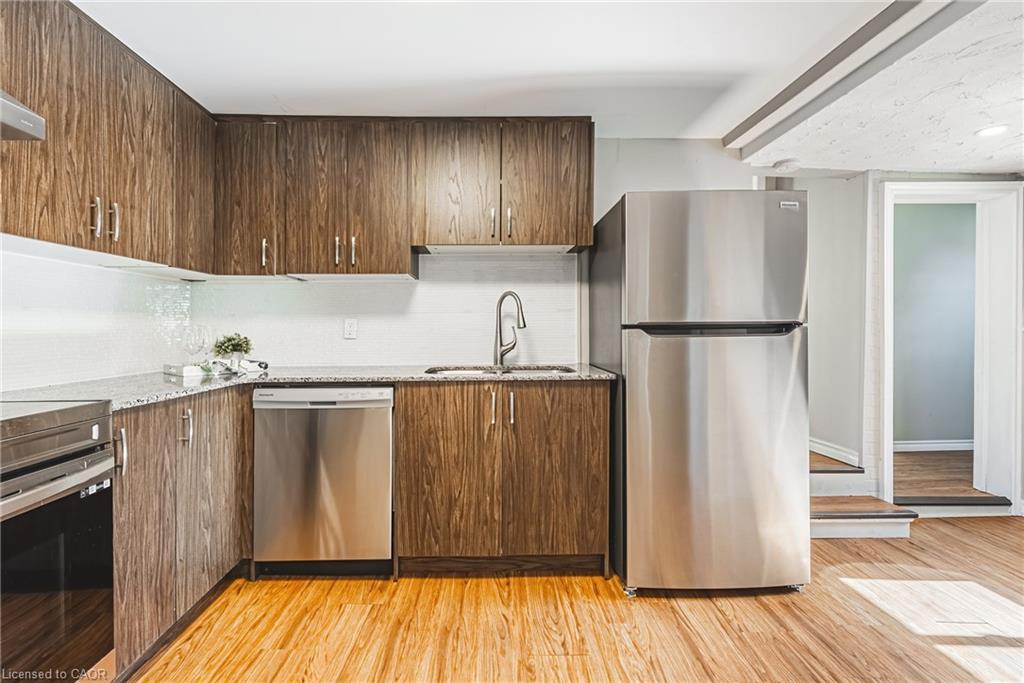 24 Rowanwood Street, Hamilton, ON - Indoor Photo Showing Kitchen With Stainless Steel Kitchen