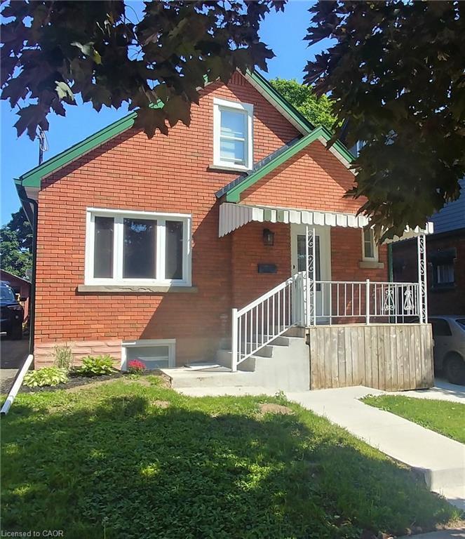 1-23 Fairview Avenue, Kitchener, ON - Outdoor