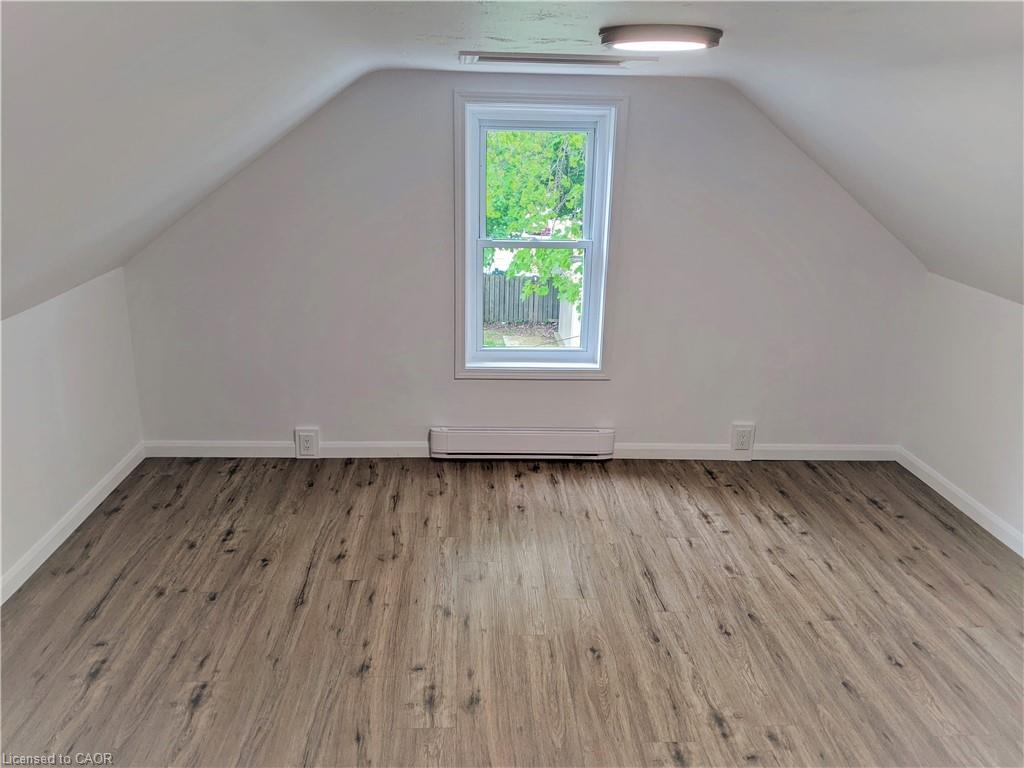 1-23 Fairview Avenue, Kitchener, ON - Indoor Photo Showing Other Room