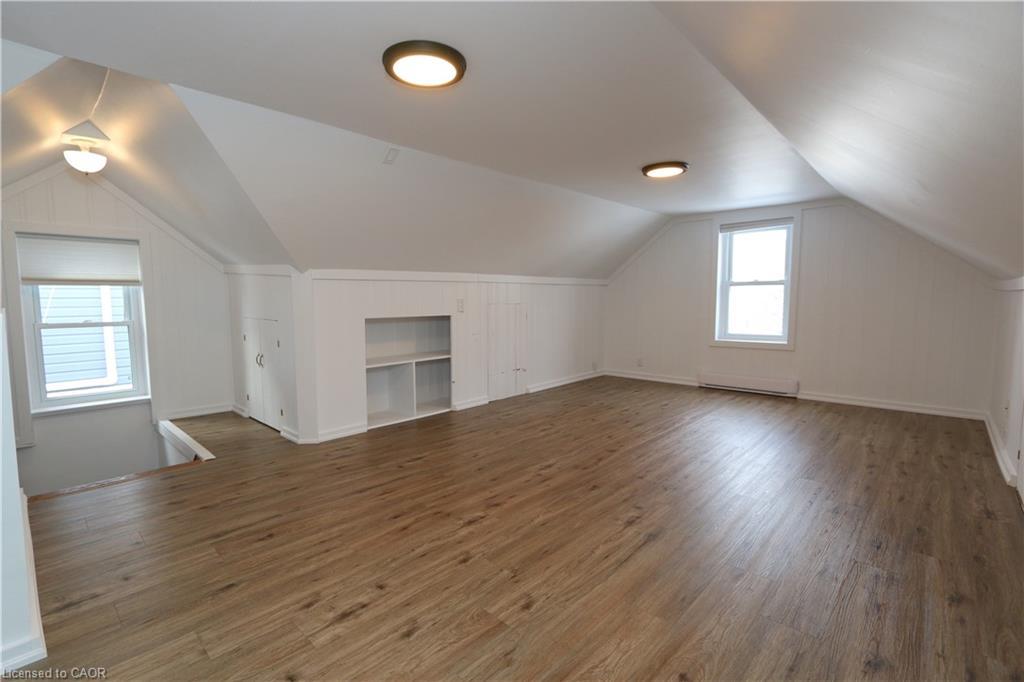 1-23 Fairview Avenue, Kitchener, ON - Indoor Photo Showing Other Room