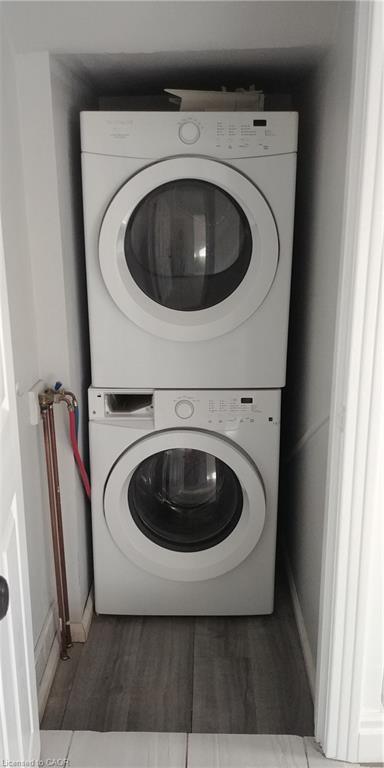 1-23 Fairview Avenue, Kitchener, ON - Indoor Photo Showing Laundry Room