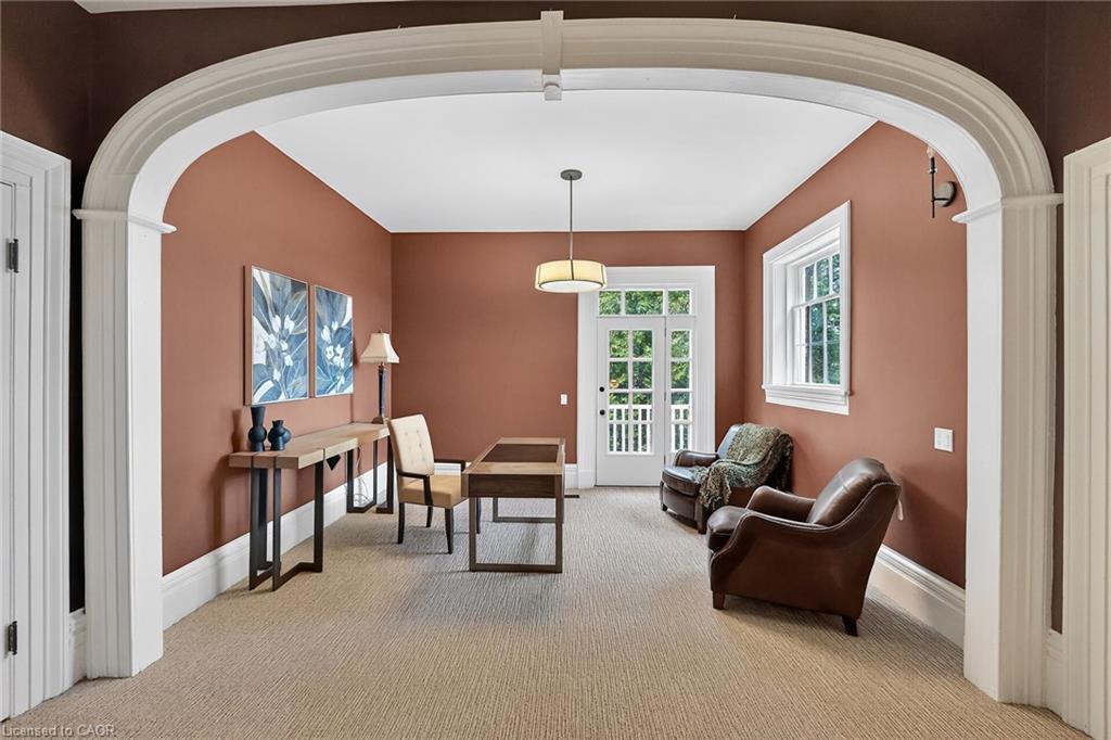 262 Main Street W, Grimsby, ON - Indoor