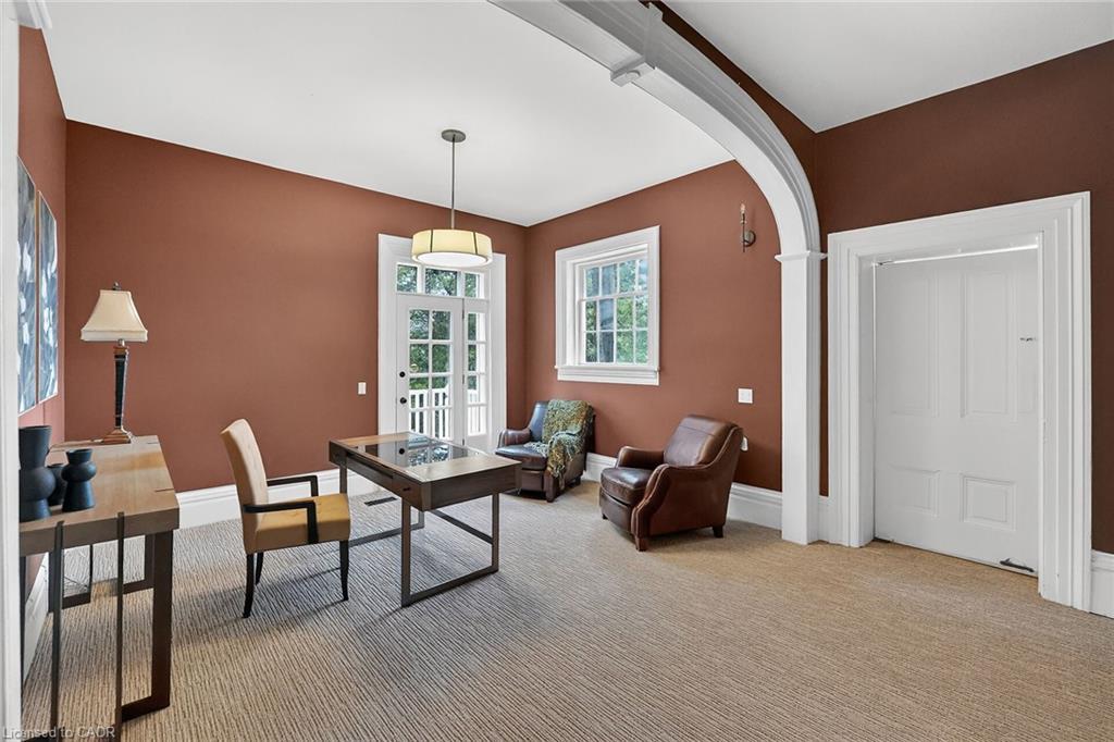 262 Main Street W, Grimsby, ON - Indoor