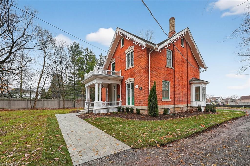 262 Main Street W, Grimsby, ON - Outdoor