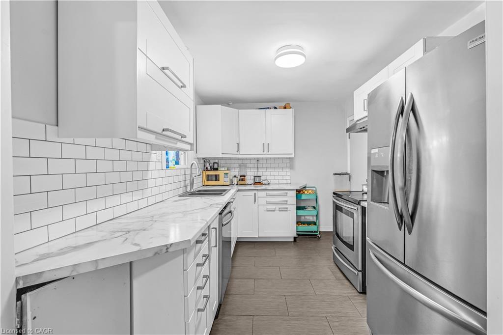 41 Alma Street N, Guelph, ON - Indoor Photo Showing Kitchen With Stainless Steel Kitchen With Upgraded Kitchen