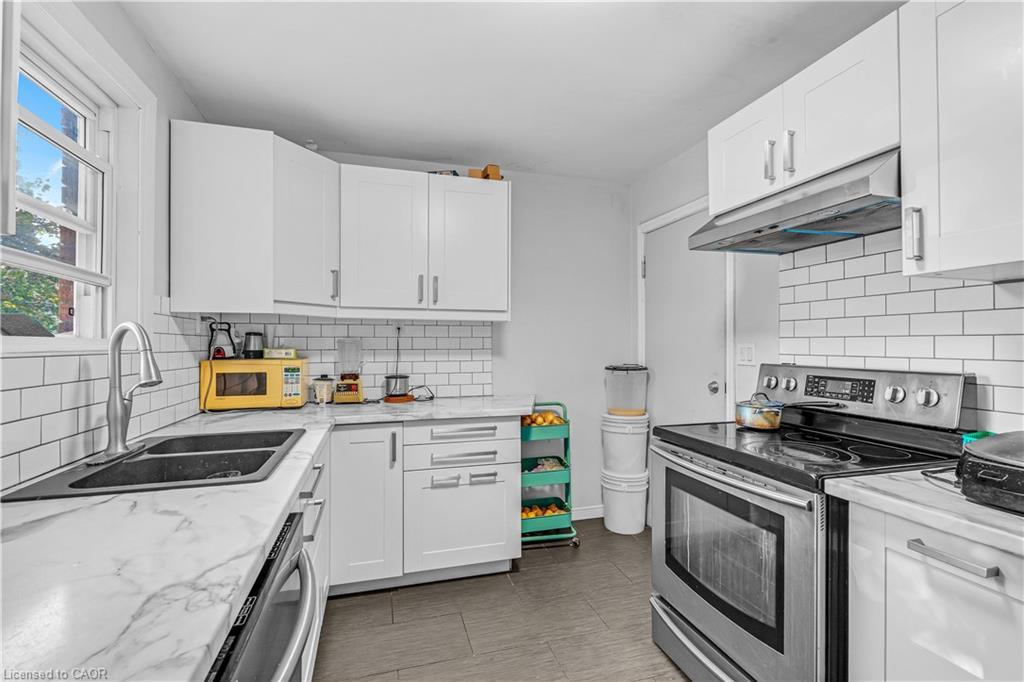 41 Alma Street N, Guelph, ON - Indoor Photo Showing Kitchen With Stainless Steel Kitchen With Double Sink
