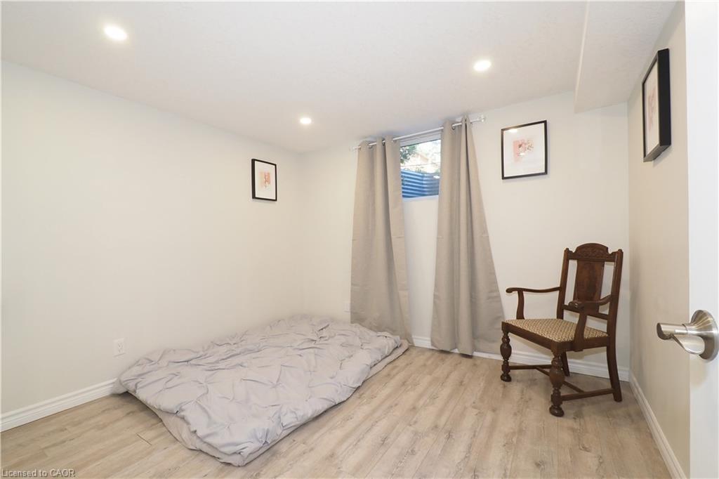 296 Dumfries Avenue, Kitchener, ON - Indoor Photo Showing Bedroom