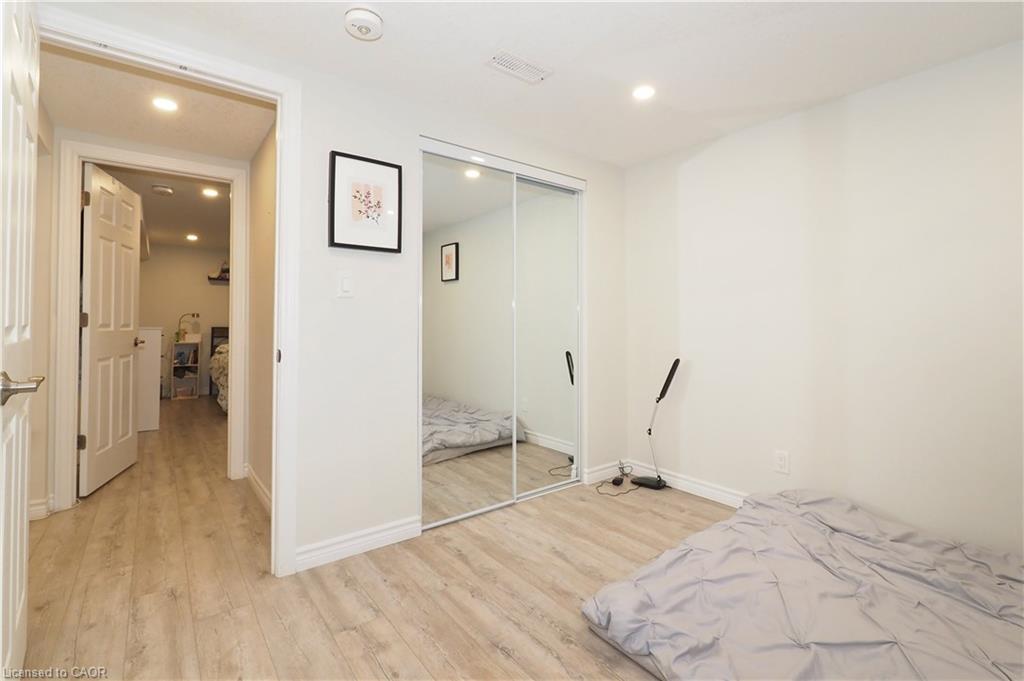 296 Dumfries Avenue, Kitchener, ON - Indoor Photo Showing Other Room