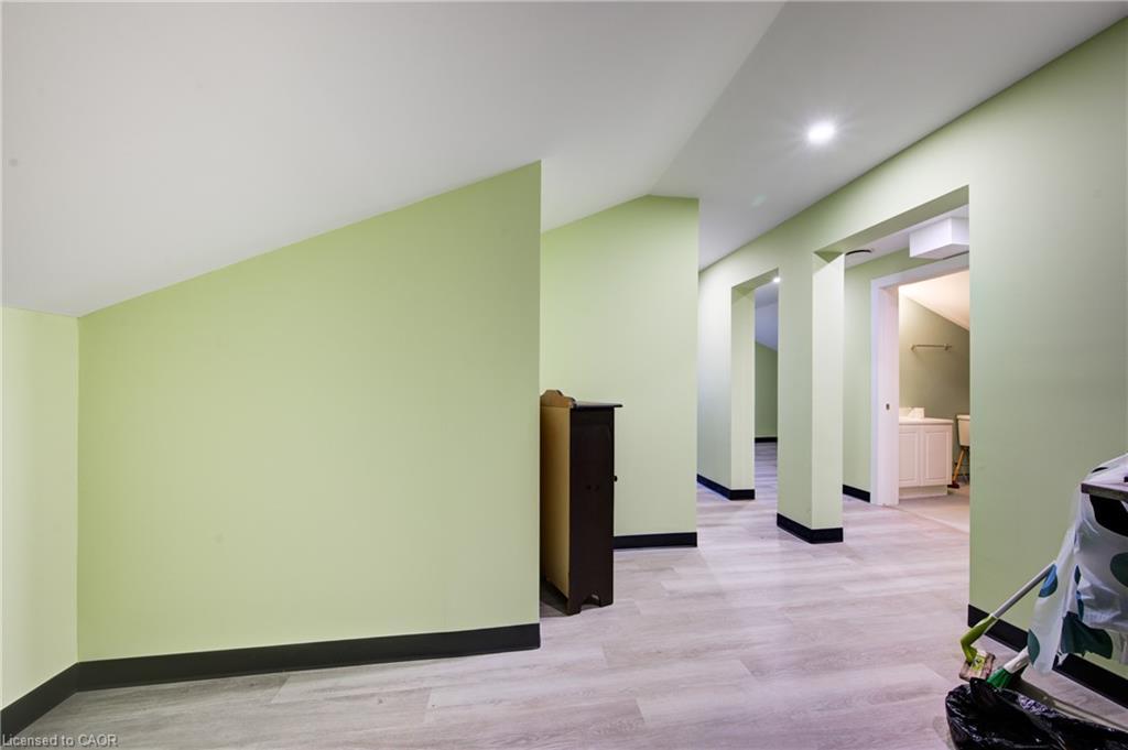 5 Front Street, London, ON - Indoor