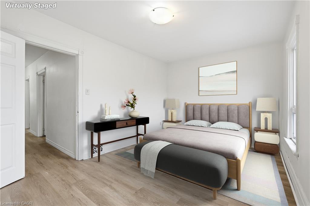 39 Burlington Street E, Hamilton, ON - Indoor Photo Showing Bedroom