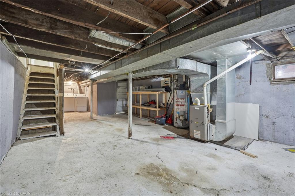 39 Burlington Street E, Hamilton, ON - Indoor Photo Showing Basement