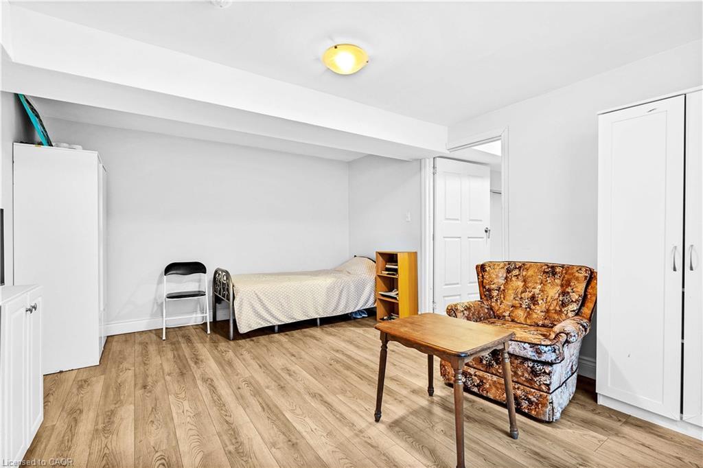 41 Alma Street N, Guelph, ON - Indoor Photo Showing Other Room