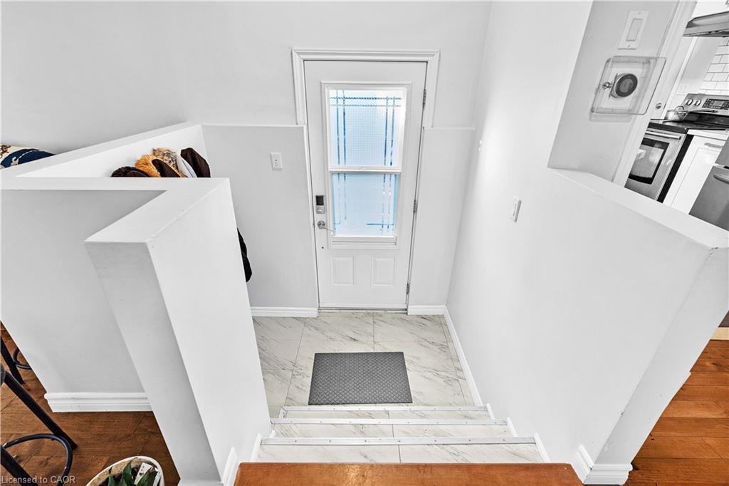 41 Alma Street N, Guelph, ON - Indoor Photo Showing Other Room