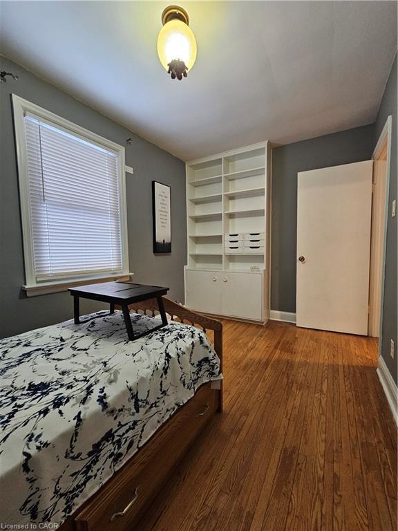379 St. Leger Street, Kitchener, ON - Indoor Photo Showing Bedroom
