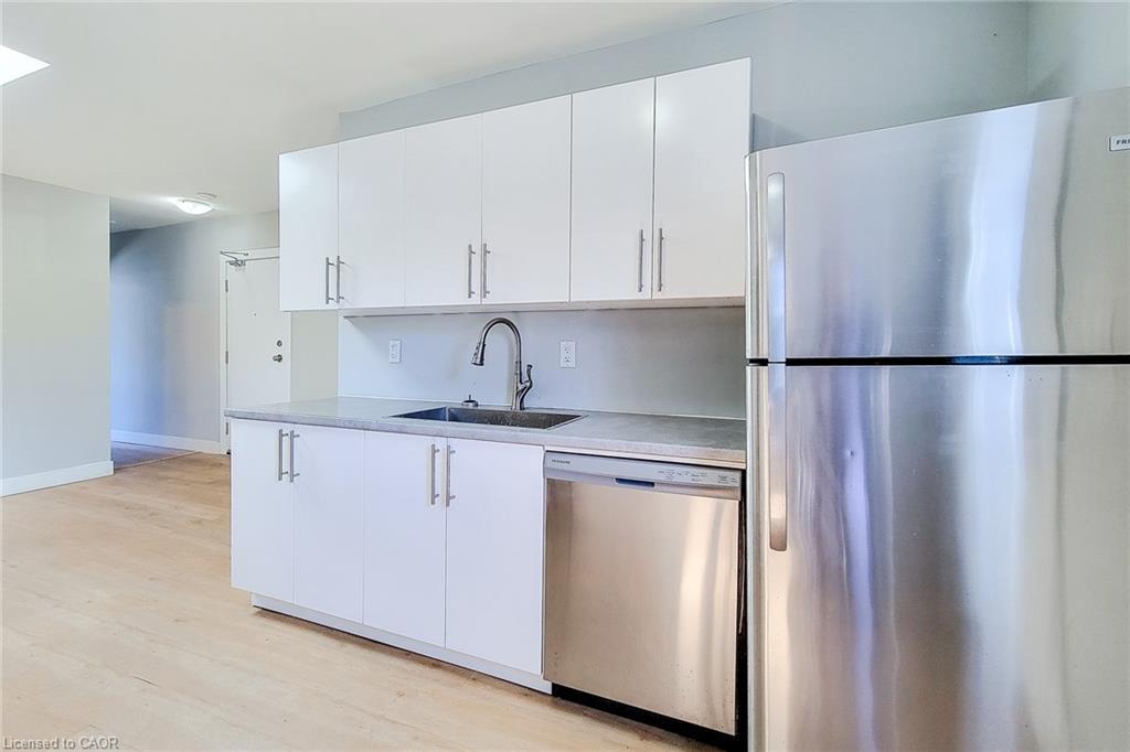 A-308 Barton Street E, Hamilton, ON - Indoor Photo Showing Kitchen With Stainless Steel Kitchen
