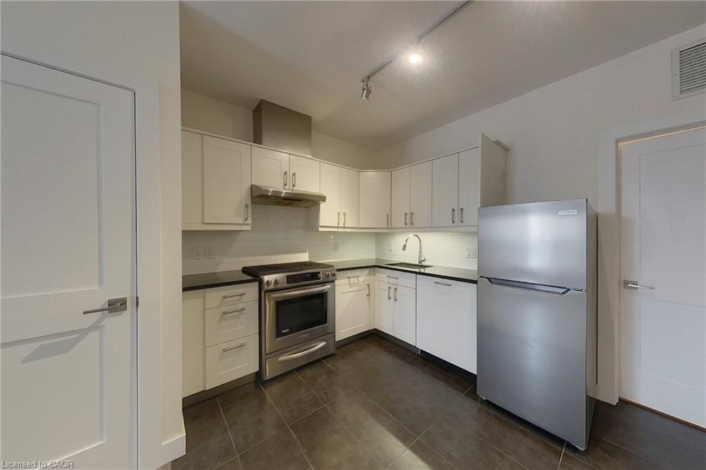 30 Main Street, Cambridge, ON