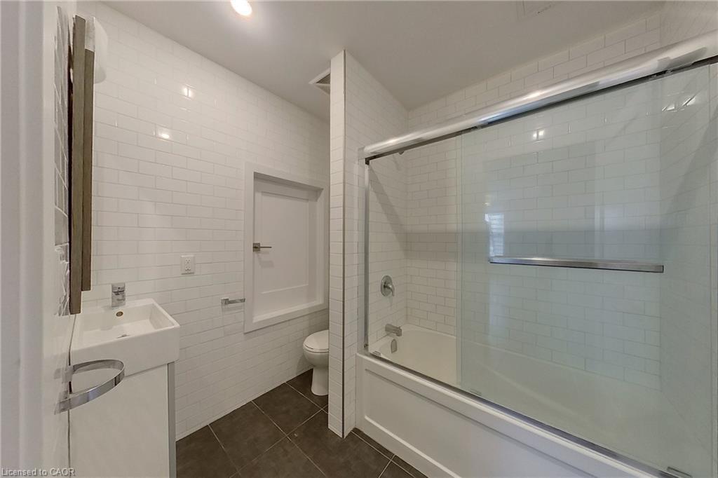 30 Main Street, Cambridge, ON