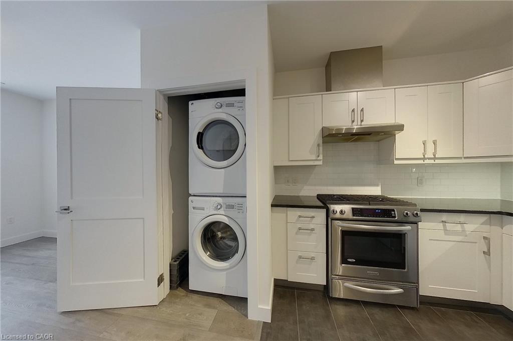 30 Main Street, Cambridge, ON