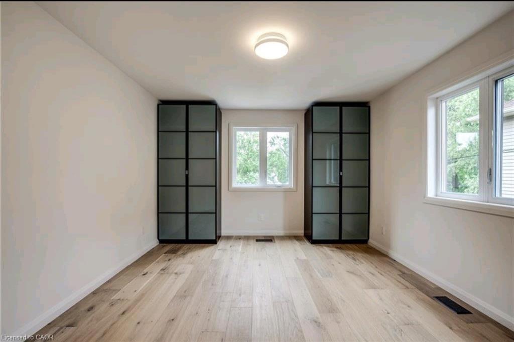 23 Melbourne Street, Hamilton, ON - Indoor Photo Showing Other Room