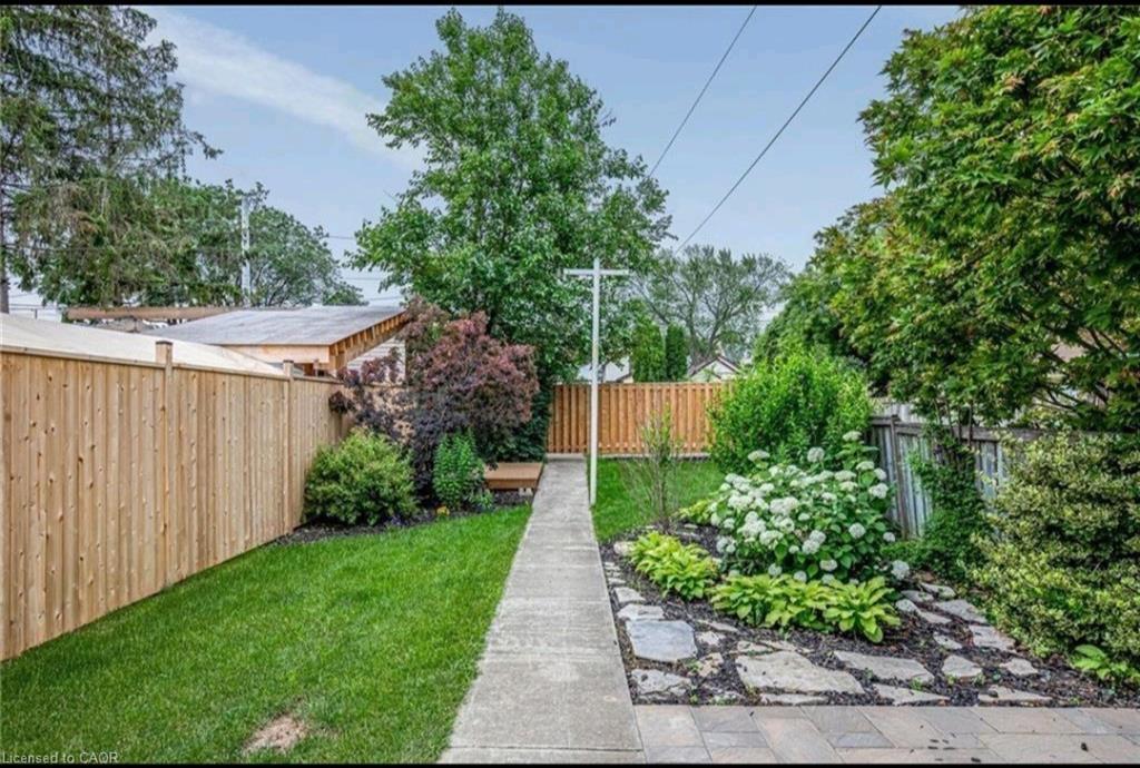 23 Melbourne Street, Hamilton, ON - Outdoor
