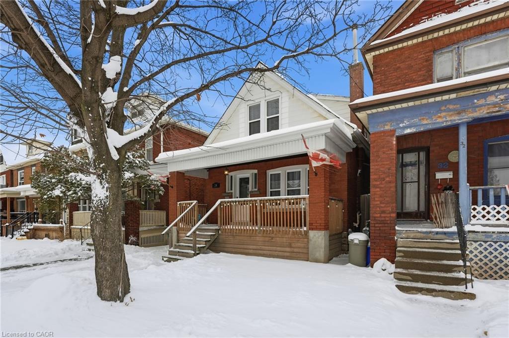 34 Balsam Avenue N, Hamilton, ON - Outdoor With Deck Patio Veranda