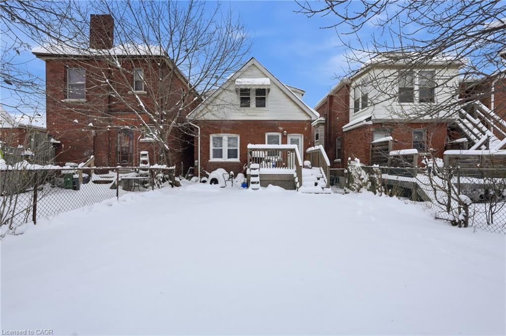34 Balsam Avenue N, Hamilton, ON - Outdoor