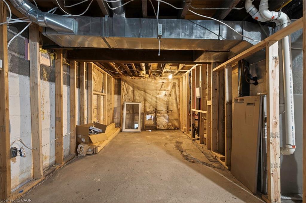 218 East 8Th Street, Hamilton, ON - Indoor Photo Showing Basement