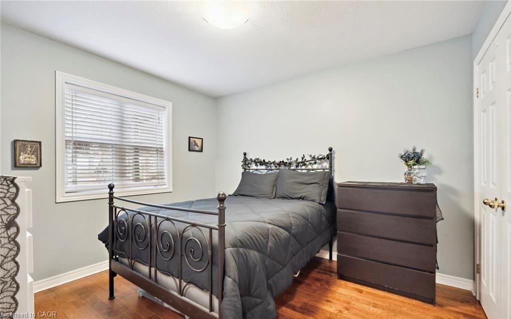 996 Beach Boulevard, Hamilton, ON - Indoor Photo Showing Bedroom