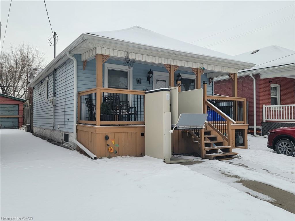 6 Cluny Avenue, Hamilton, ON - Outdoor