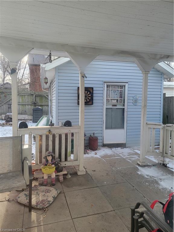 6 Cluny Avenue, Hamilton, ON - Outdoor