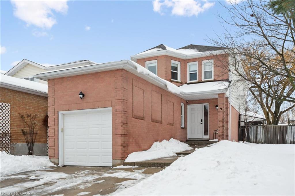 4 Northmanor Crescent, Kitchener, ON - Outdoor