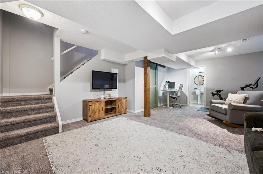 4 Northmanor Crescent, Kitchener, ON - Indoor