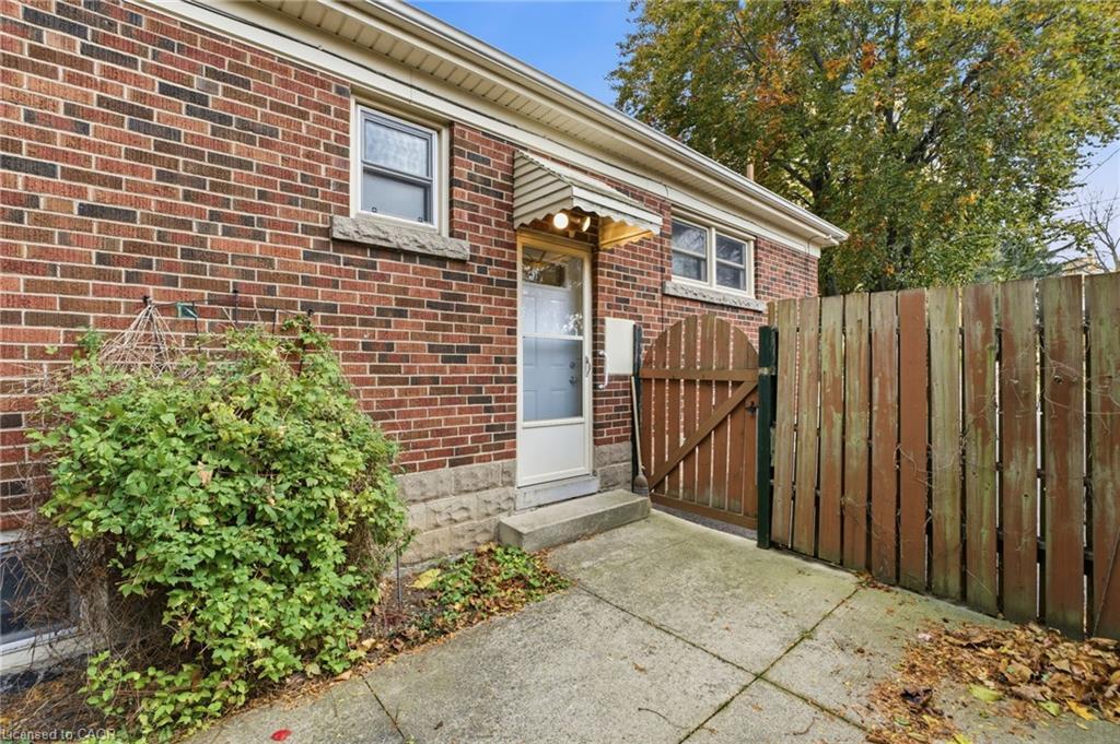 298 Sanatorium Road, Hamilton, ON - Outdoor