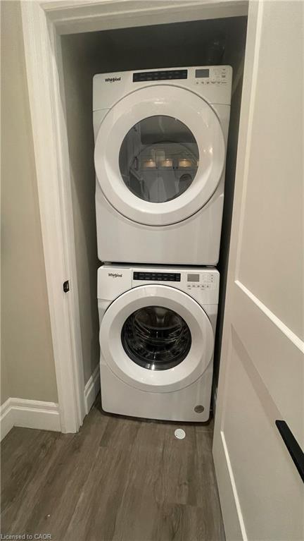 1-145 Wellington Street N, Hamilton, ON - Indoor Photo Showing Laundry Room
