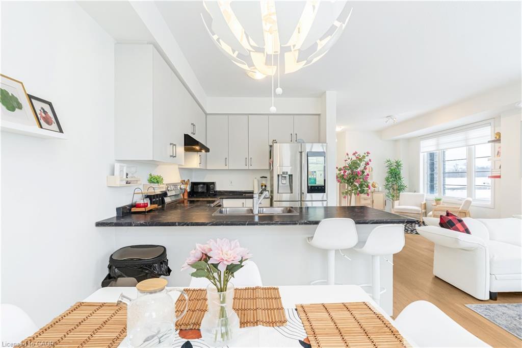 60 Granville Crescent, Haldimand, ON - Indoor