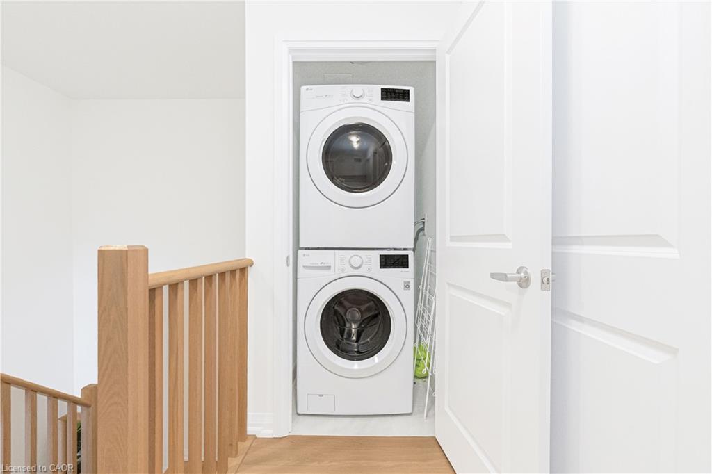 60 Granville Crescent, Haldimand, ON - Indoor Photo Showing Laundry Room