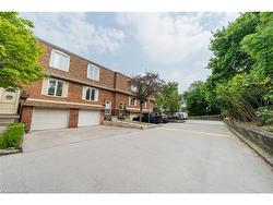 1548 Westminster Place Burlington, ON L7P 2B5