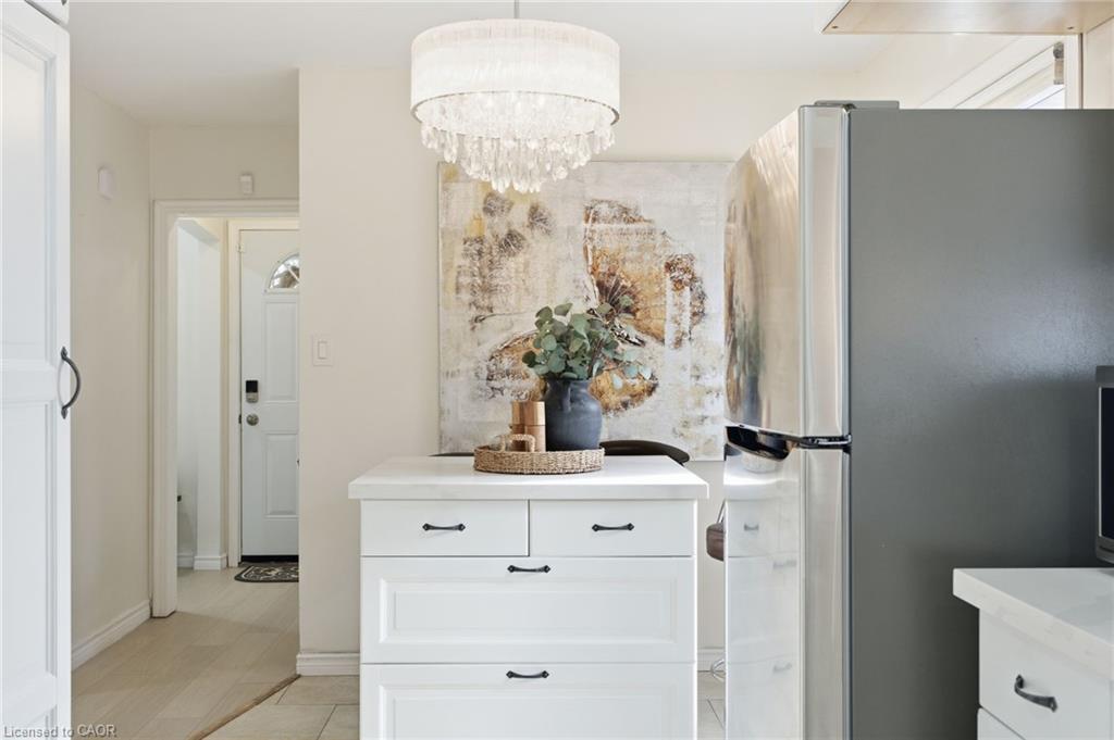 352 East 28Th Street, Hamilton, ON - Indoor