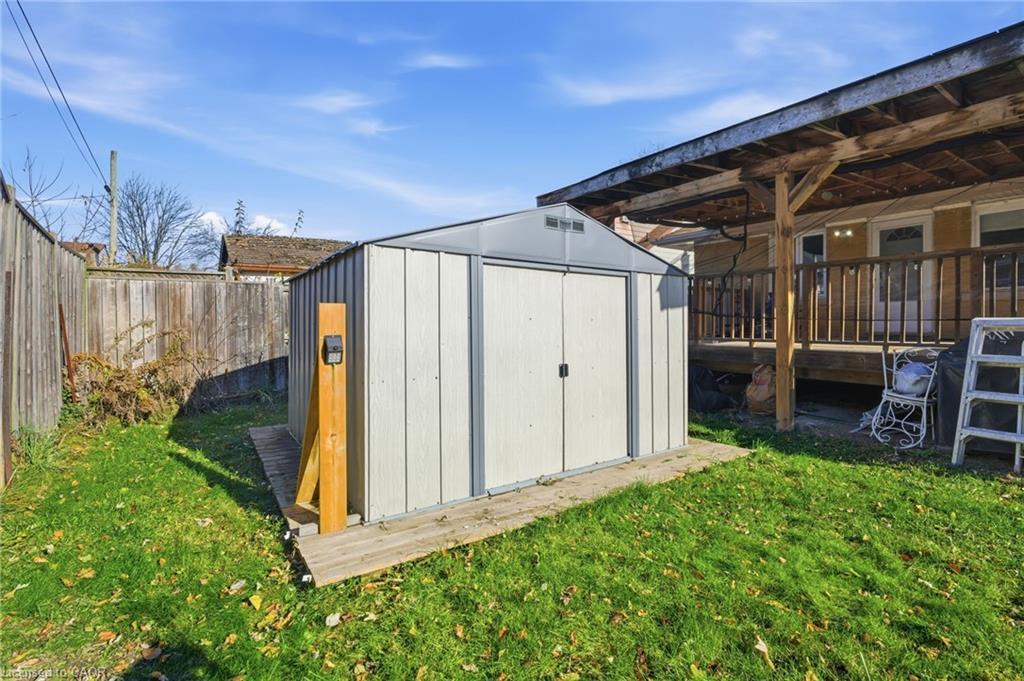 352 East 28Th Street, Hamilton, ON - Outdoor With Exterior