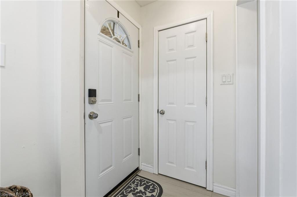 352 East 28Th Street, Hamilton, ON - Indoor Photo Showing Other Room