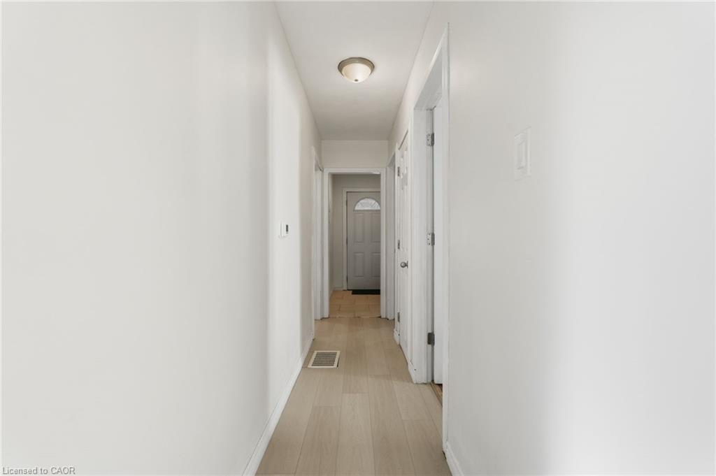 352 East 28Th Street, Hamilton, ON - Indoor Photo Showing Other Room