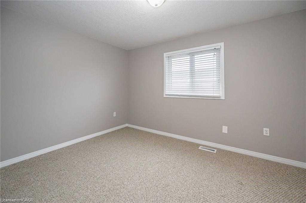 27 Max Becker Drive, Kitchener, ON - Indoor Photo Showing Other Room