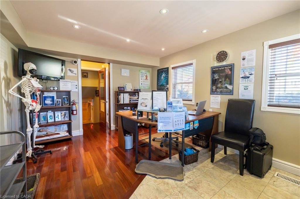 11 Belmont Avenue W, Kitchener, ON - Indoor